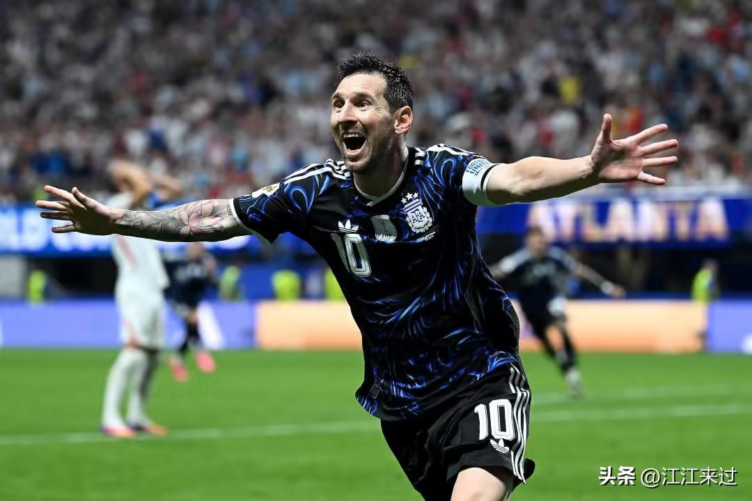 梅西辅佐阿根廷再次杀入世界杯决赛！阿根廷连着两场搞翻盘这一手！还都是最后几分钟！
