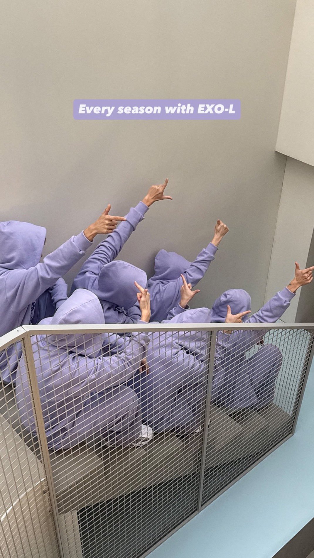 燥候EXO在拍台历EXO拍台历了 ​​​