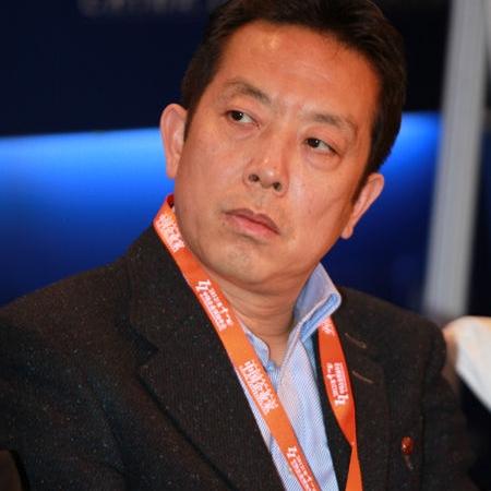 西贝关102家店，贾老板才明白一个道理？

说实话，一个白手起家的餐饮店能干到行