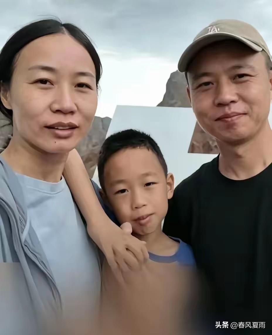 一场给孩子庆生的旅行，竟成一家人无法回头的噩梦。6月27日苏州一家三口飞到新疆，
