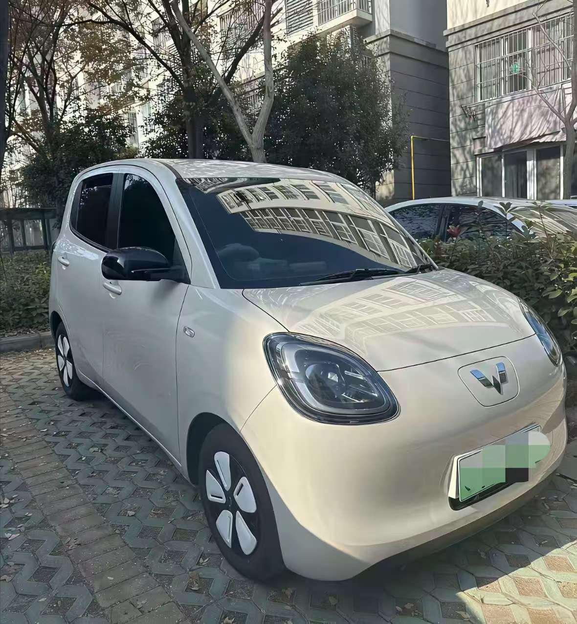 燃油车，突然卖爆了！骂油车的人，现在脸疼吗？
天天听人喊油车销量差，结果刚过去的