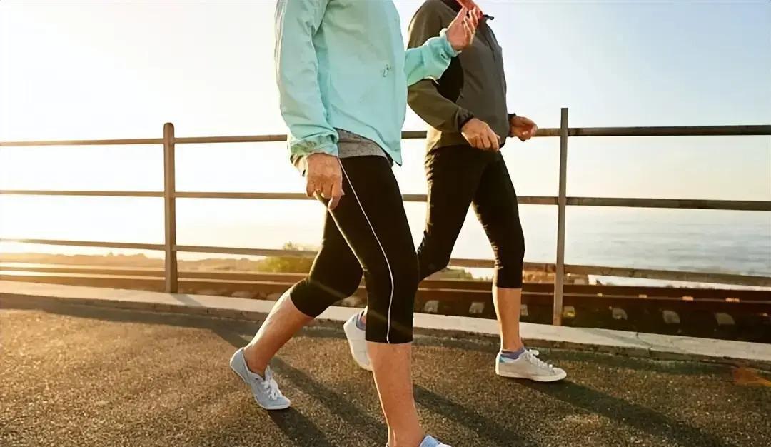 为什么60岁后血压“看似正常”，却可能藏着致命风险？收缩压140以下被误以为“万