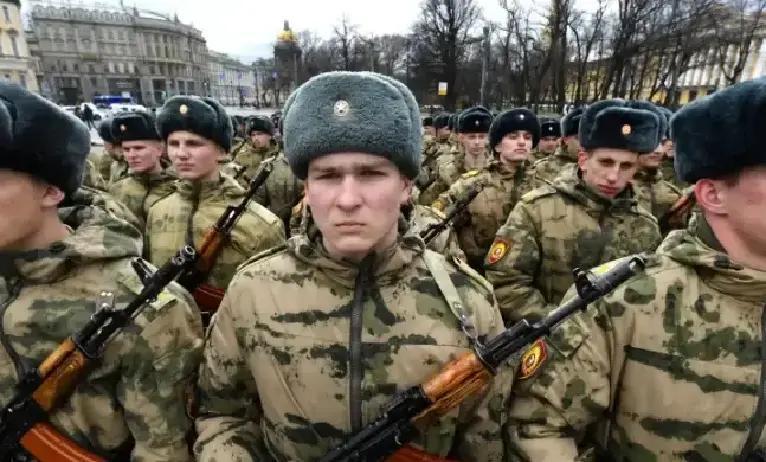 刷到一个帖子，突然有点理解了俄罗斯那种独特的“孤独感”。

它就像一个基因特别复