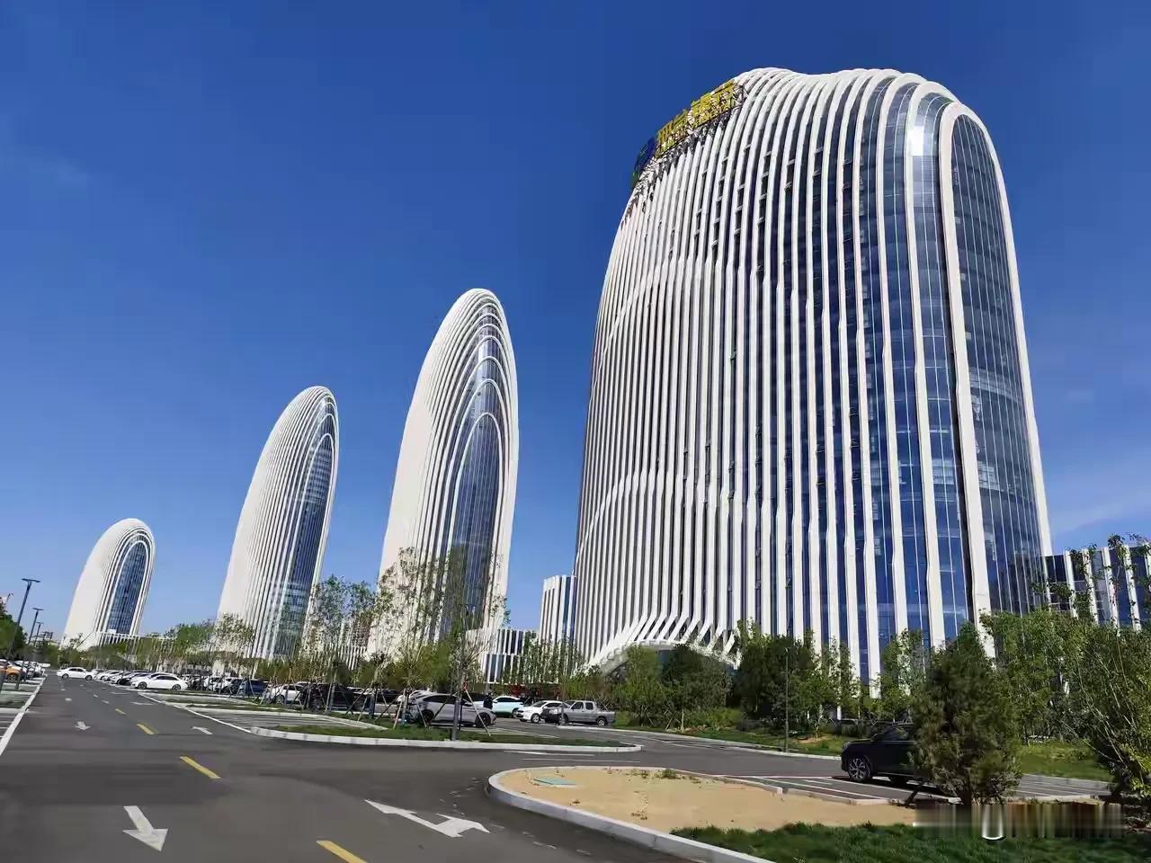 邢邯同城：共筑冀南都市新图景

当清晨的第一缕阳光洒向太行东麓，京广高铁如银龙般