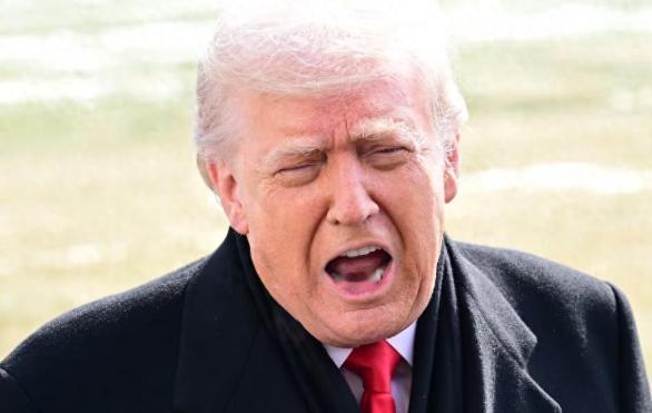 12小时内连发19条帖子，停火刚宣布，特朗普就坐不住了。
 
在这些密集发声里，