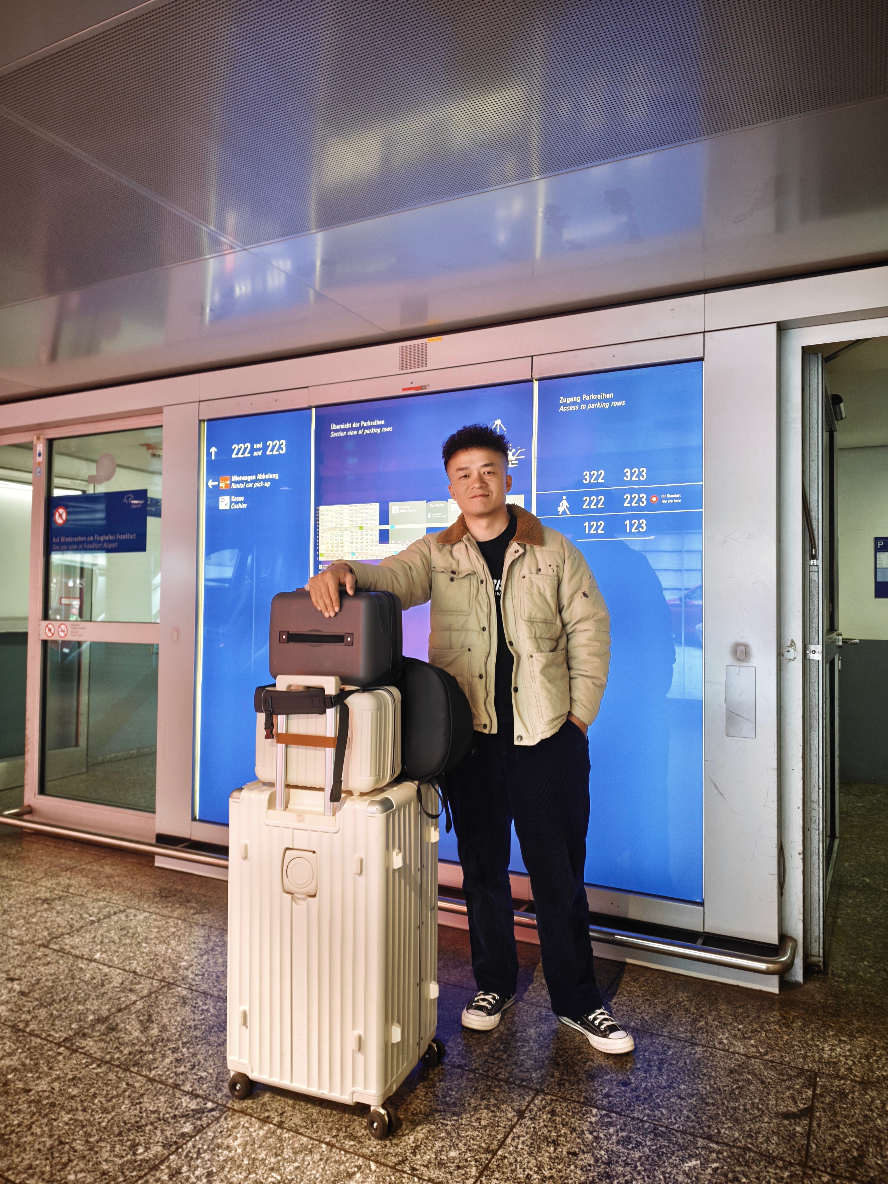 到达纽北，全力冲击纽北NLS2。潘子也会来，那我肯定就是国内第一个跟潘子同场比赛