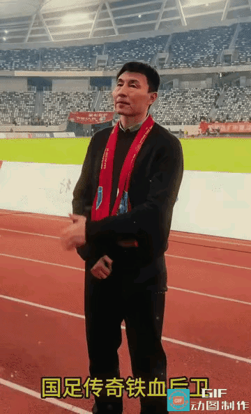 谁能想到曾经被球迷称为球霸的李伟峰加入了董路的青训！董路搞青训这些年争议不断，有