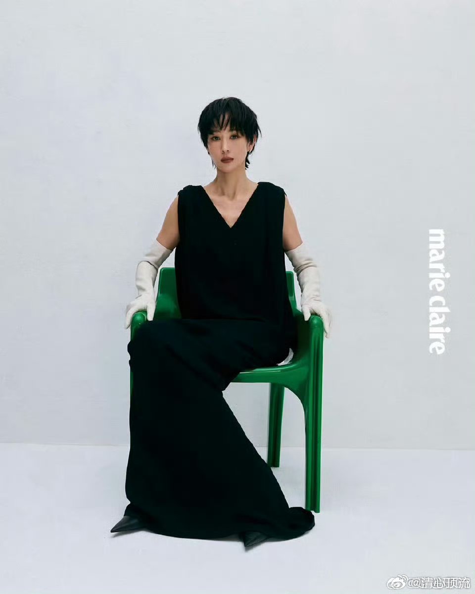 张钧甯帅成啥了 张钧甯这个短发造型真的太杀了，又美又飒就算了，还透着那种桀骜不驯