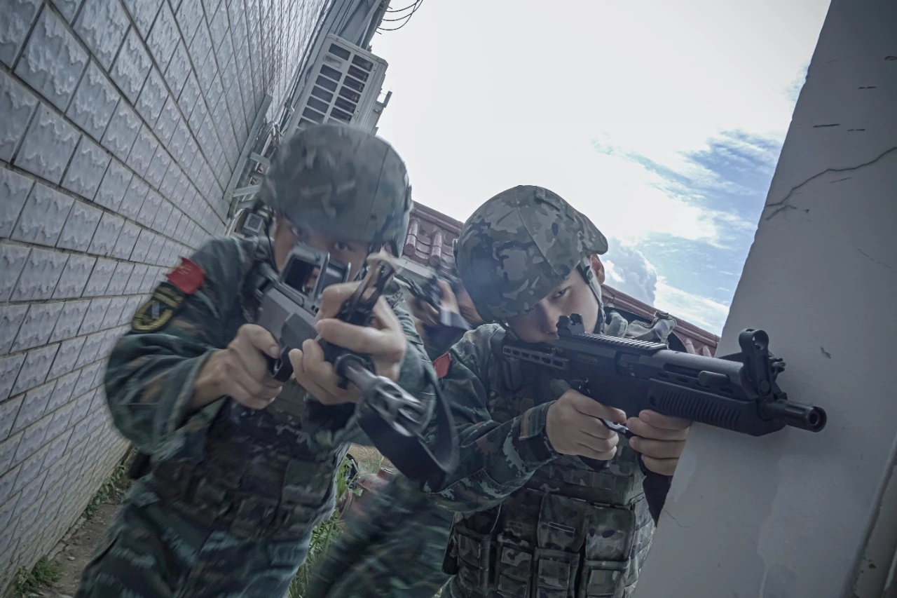 贵港武警QCQ171（广西武警） ​​​