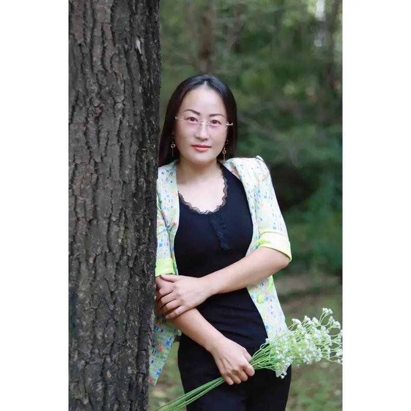 这起隐瞒已婚状态谈恋爱的案件太让人唏嘘了。顾霞原本就因罗铭已婚拒绝过他，可罗铭2