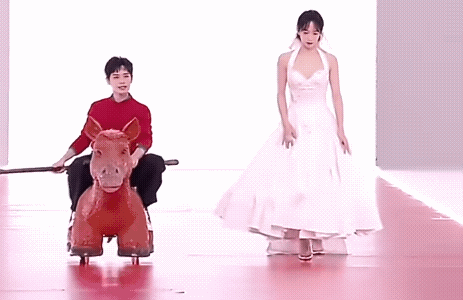 曹骏大闹星光大赏一沫真挚的情话曹骏大闹星光大赏！一沫真挚的情话