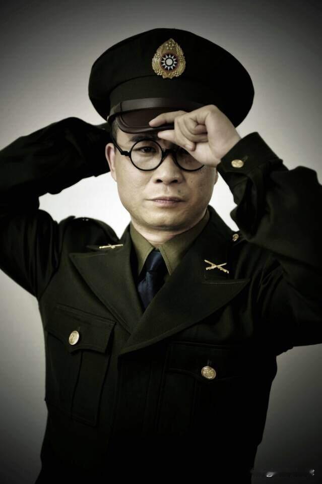 1947年刑场绝唱：党员陈斌喊出“家里有狗”，四字暗号藏着比刀还狠的背叛
 
1