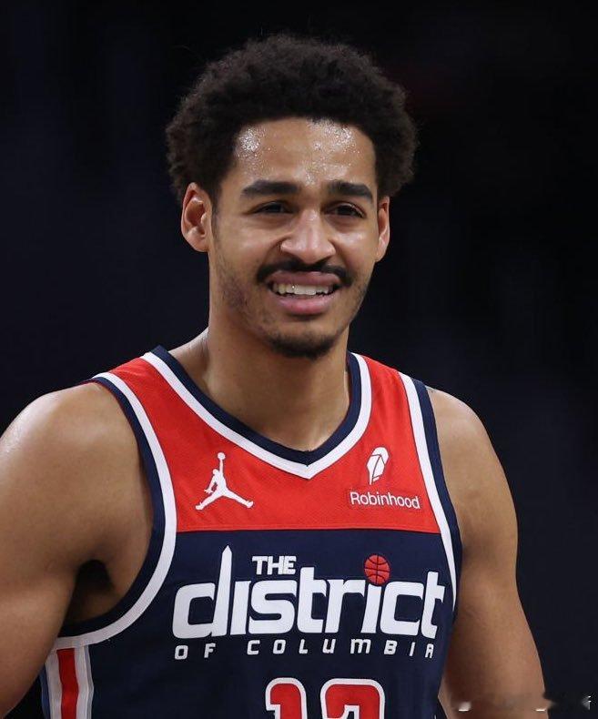 在谈到勇士旧将普尔时，名记Marks表示：“很多球队都表示普尔的合同可能是NBA