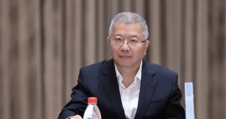 新央企董事长、总经理亮相