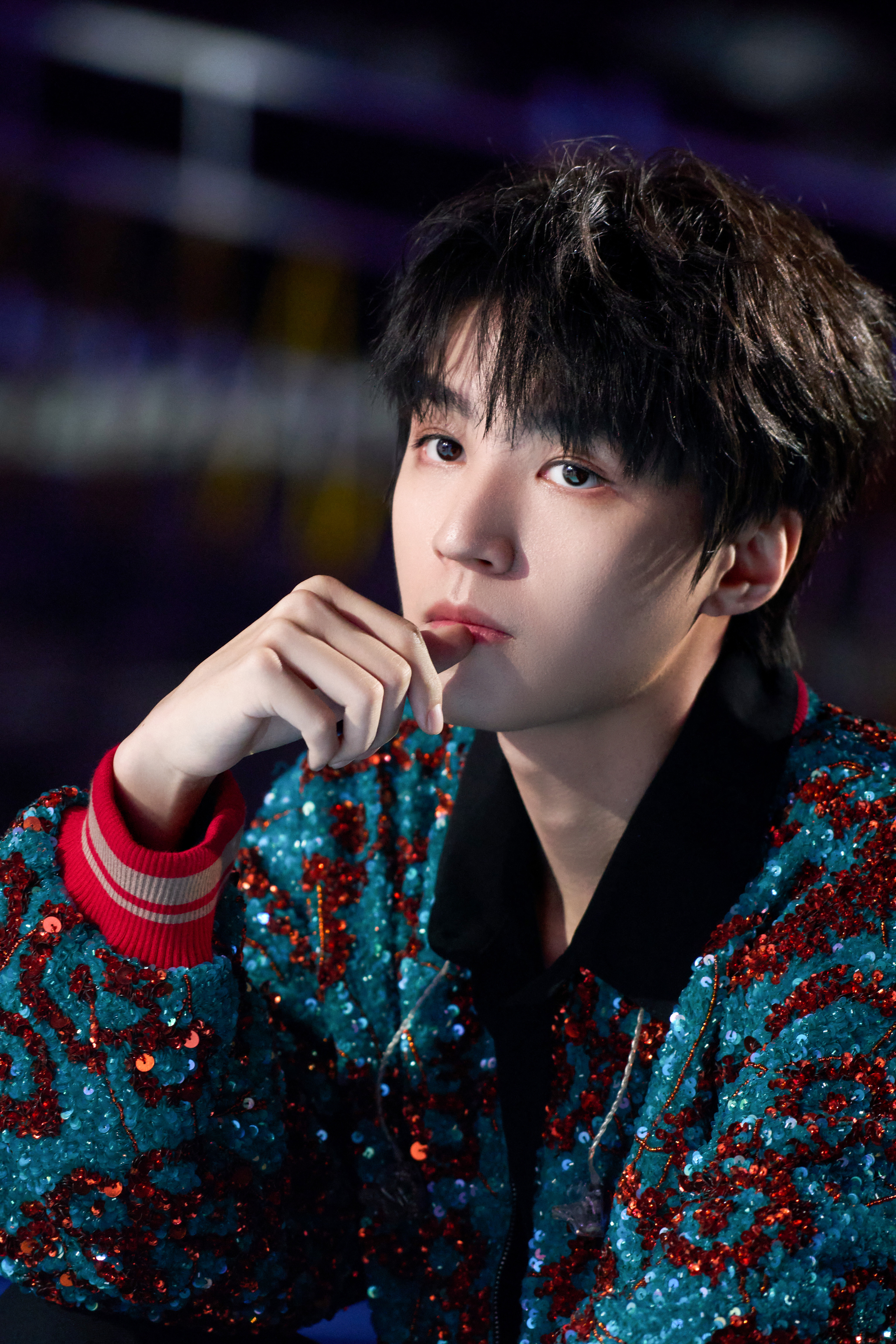 其实kws这次328所有相关的出图里包括彩排、正式演出、花絮，我觉得最好看的是这