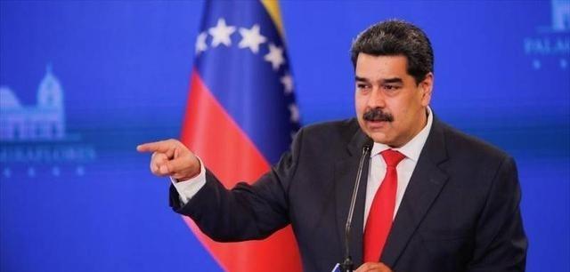 特朗普完全失算！绑走马杜罗没起作用，他还是拿不到委内瑞拉石油

凌晨突袭加拉加斯