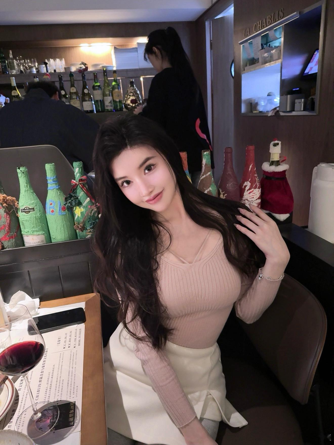 Helloooo-✌🏼🫶🏻✌🏼🤙🏼 