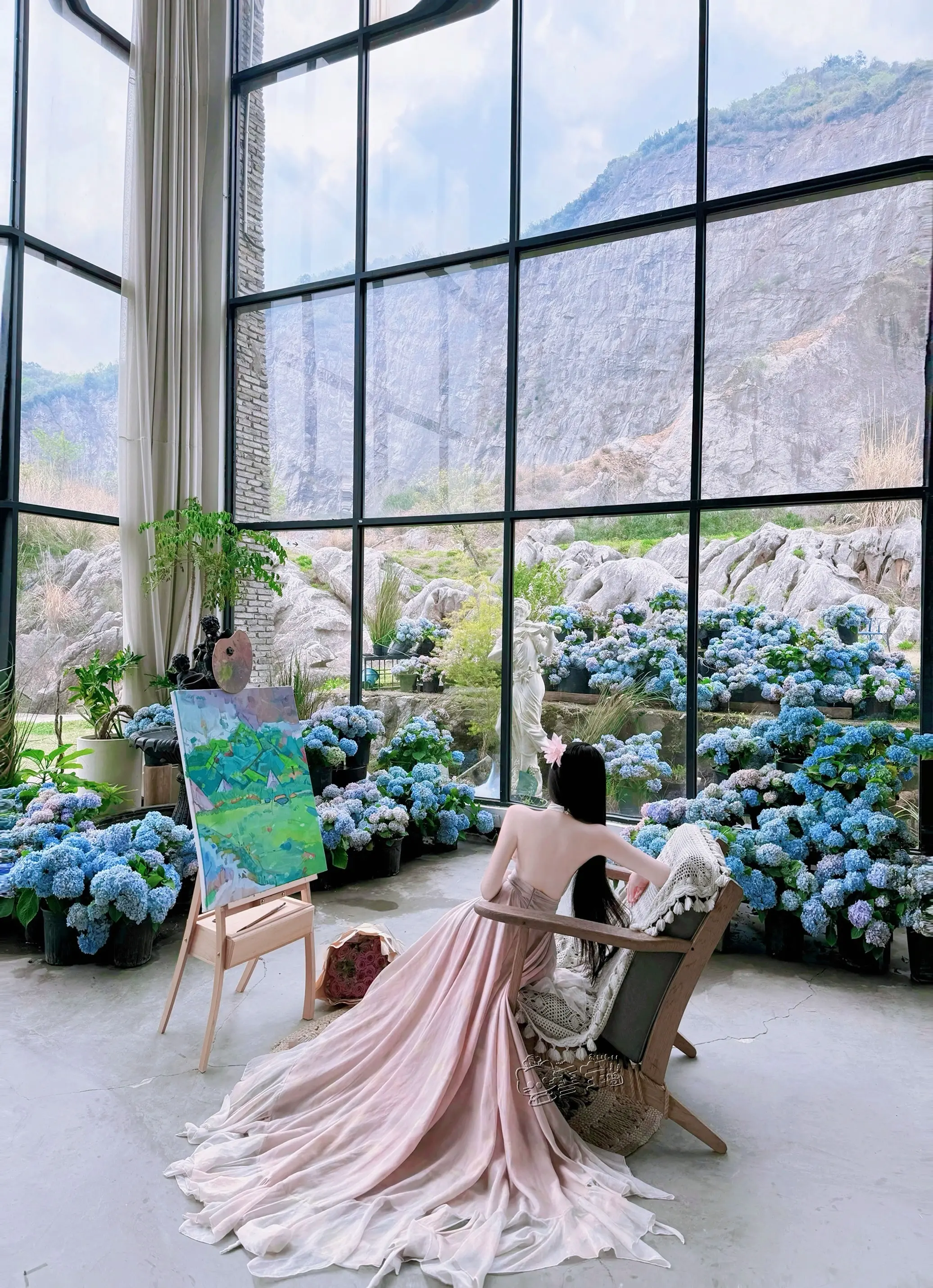 记得花，花就一直开。 你记得我，我就一直在。