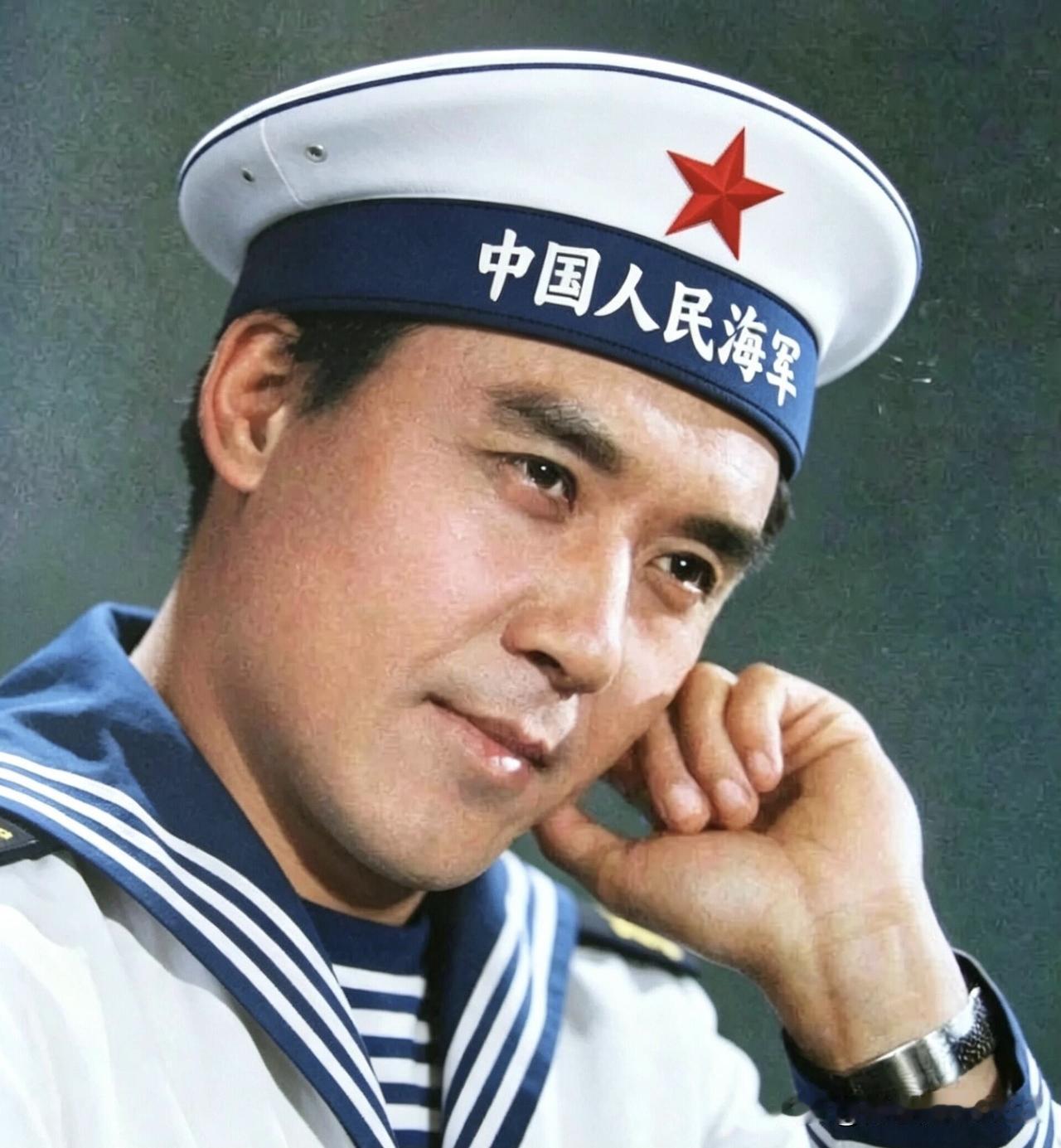 郭凯敏，唐国强，周里京，达式常他们是早些年很出名的男明星，大家觉得谁的颜值高，谁