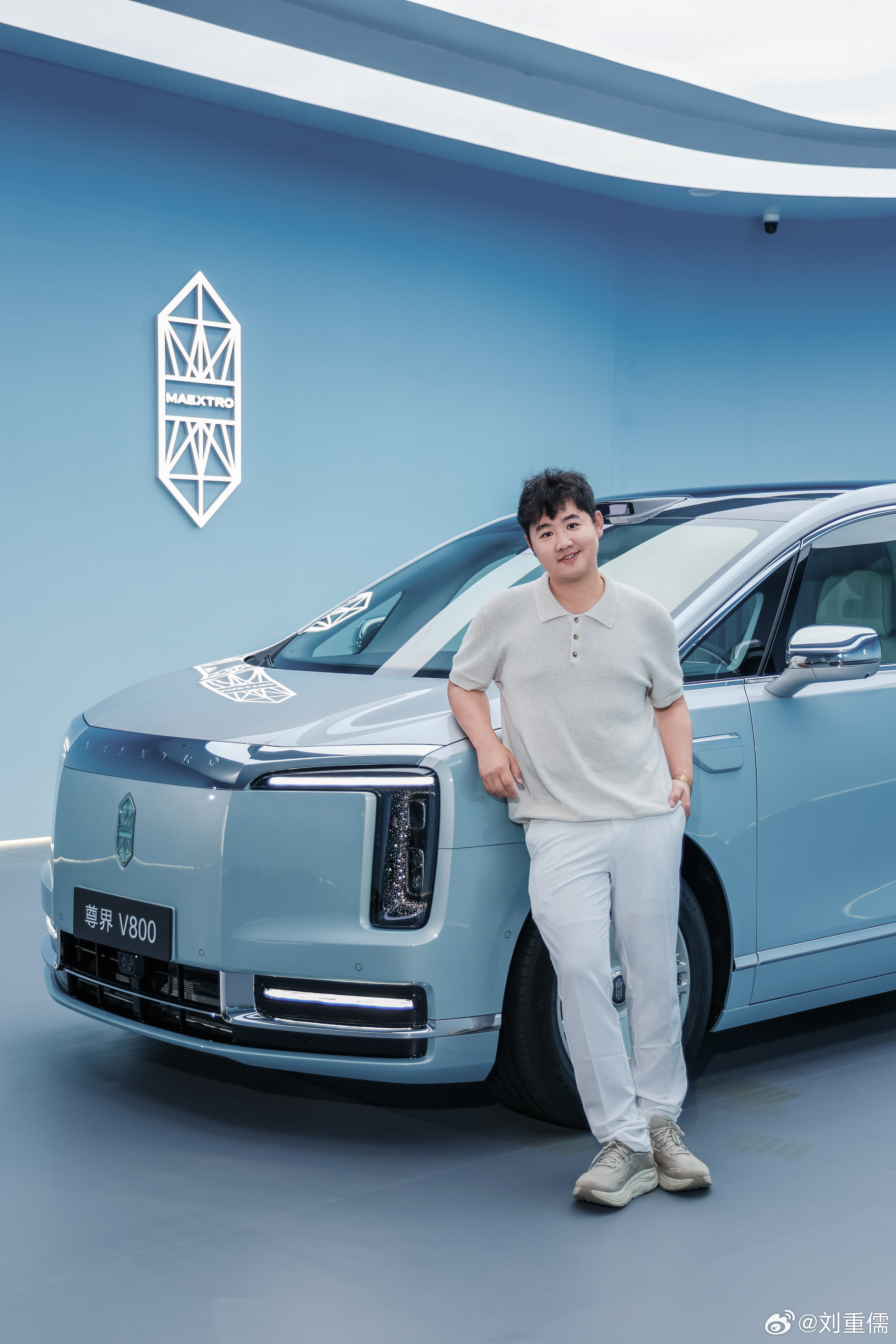 余承东首曝尊界V800新色这颜色真的太顶了。 嘉兴·良壤艺术街区
