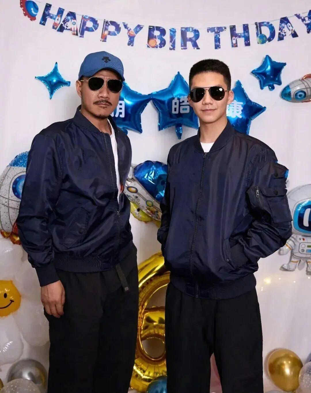 《爸爸去哪儿》11年后，胡军儿子现状曝光：长的酷也不做星二代，走自己喜欢的路！