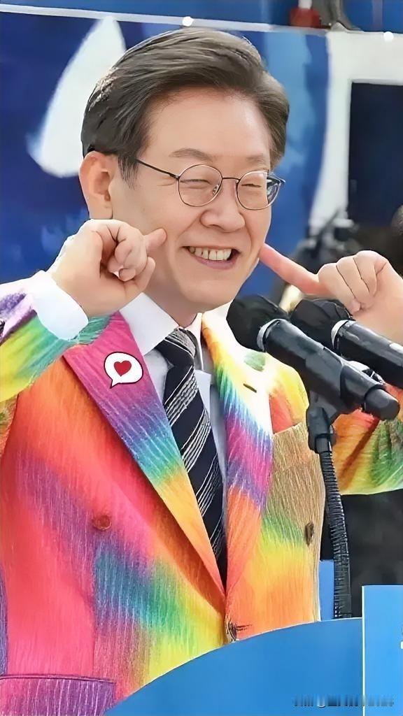 快讯！
韩国总统李在民公开宣布！

2026年1月3日，韩国总统李在明在访华前公