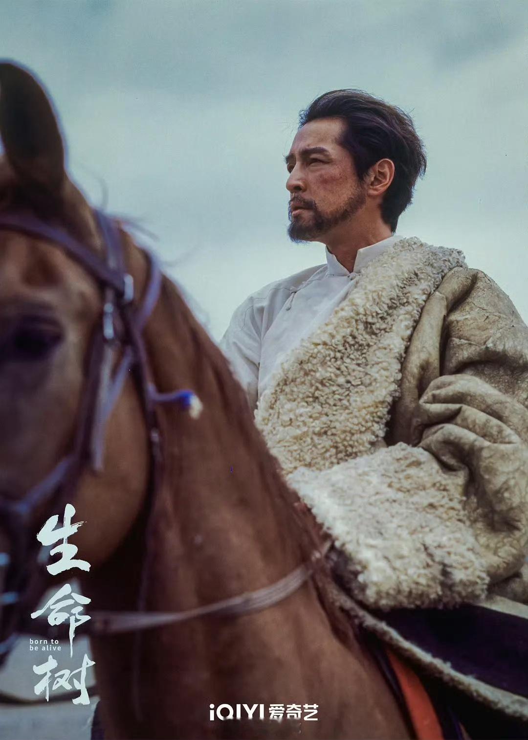 娱乐马思纯为杨紫胡歌骄傲加油 马思纯听杨紫说过，所以知道这部戏拍的时候有多难，多