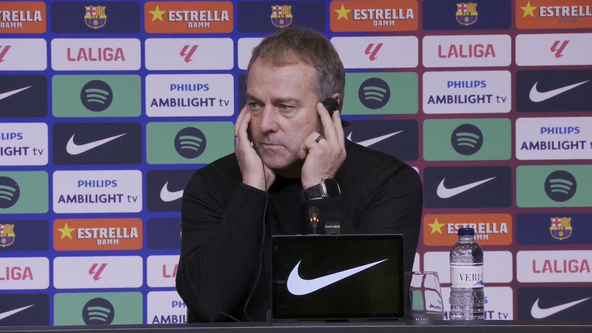 弗里克：“下半场我们踢得好多了。第一个进球，我们展开猛攻，然后……直接破门得分。