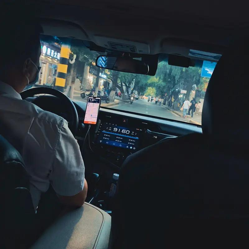 一位“90后”网约车司机之死：被骗网贷、被催债和致命的绝望在这个繁华都市的角落里