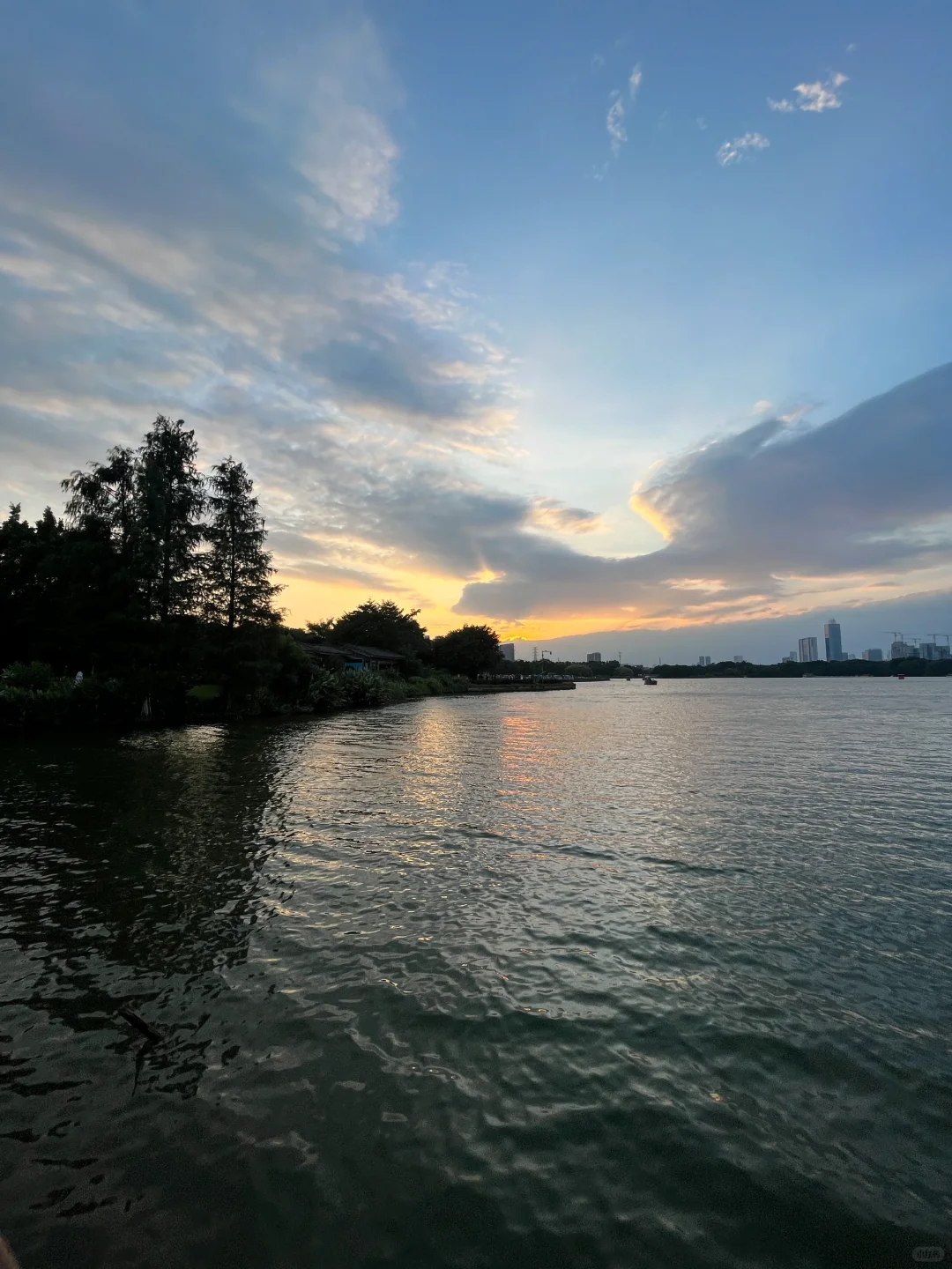 海珠湖莫奈花园晚霞