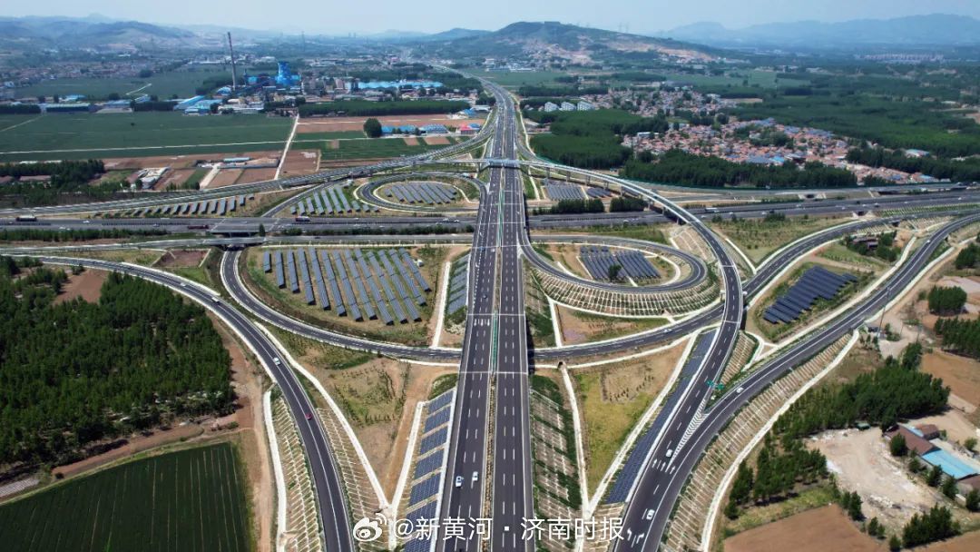 【#济南至潍坊高速获全球道路成就奖#】近日，2024年全球道路联合会（IRFGl