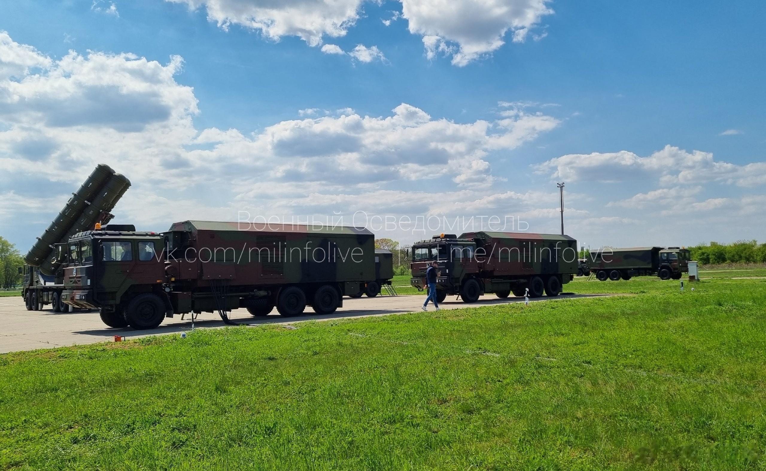 塞尔维亚展示的🇨🇳FK-3型防空导弹系统： JSG-100监视系统、H-20
