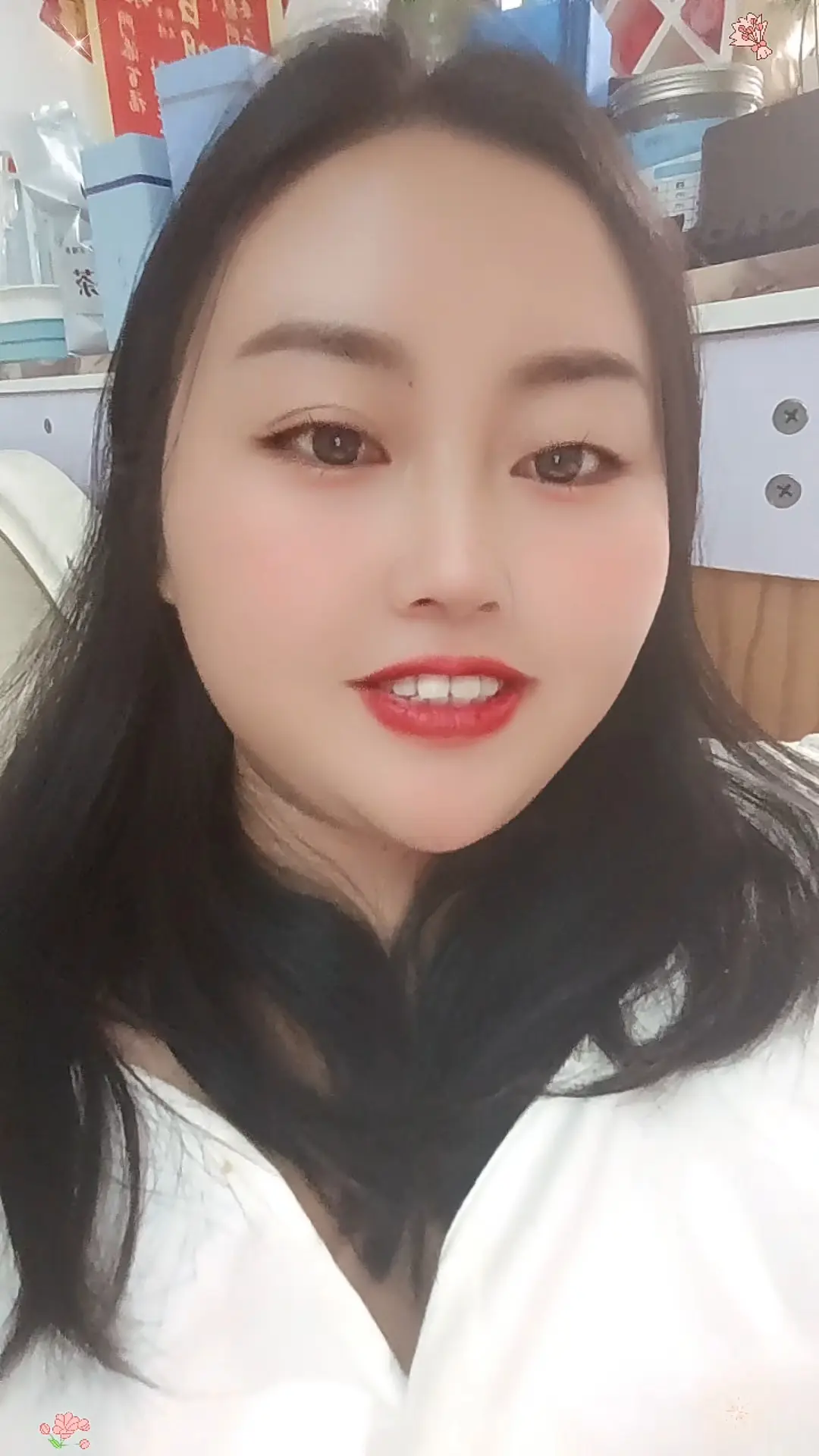 什么奶茶，什么七夕，别总想那些没用的，假如不努力，不工作，不赚钱冬天的...