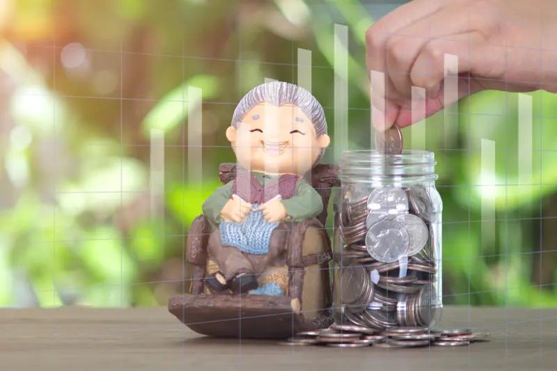 11月13日，浙江台州。女子抬屁股坐桌上 ,2776元的桌子被损坏。店老板：当场