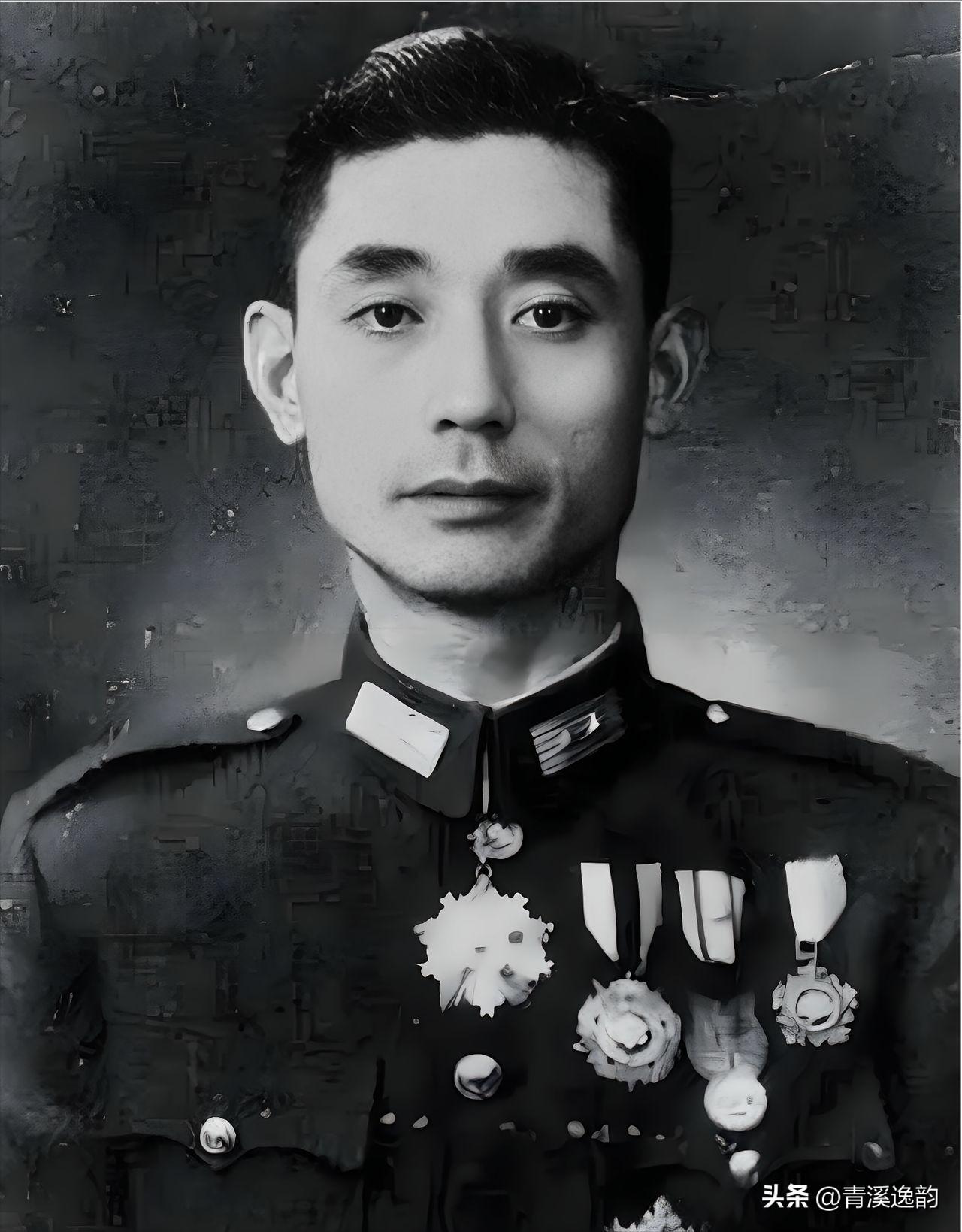 1944年，名将罗树甲被俘，为了让他屈服，日军把他的两根大脚趾砍了下来，用刺刀刺