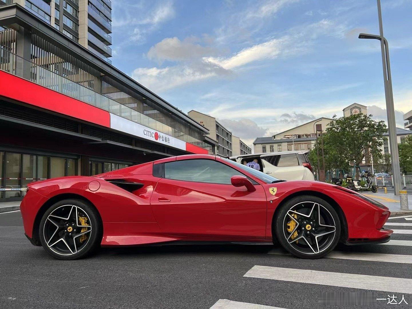 F8敞篷，排气改capristo，基本满碳 ​​​