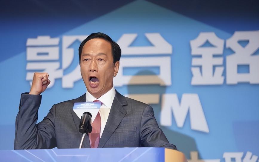 富士康崩得太突然，郭台铭当年恐怕绝没料到，曾经大陆工厂灯火通明的代工巨头，如今会