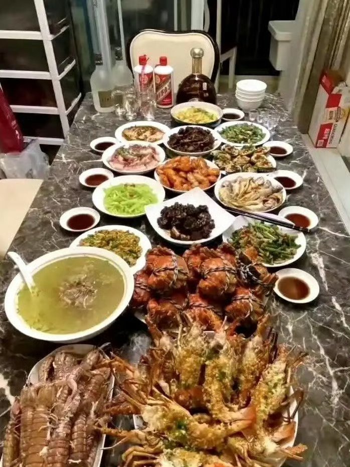 如果两家同时请你吃饭 你会选择哪一家 ​ ​​​