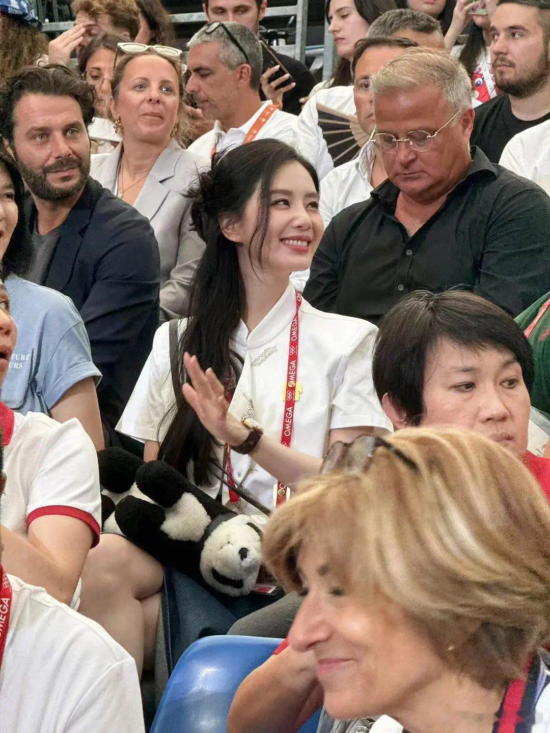 刘诗诗也去看奥运会了，这个生图确实漂亮 ​​​