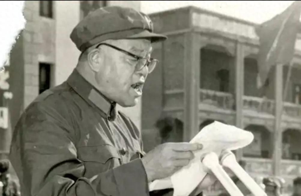抗美援朝上甘岭战场上，崔建功率领45师浴血鏖战，并留下遗言：若我牺牲，第一代理人