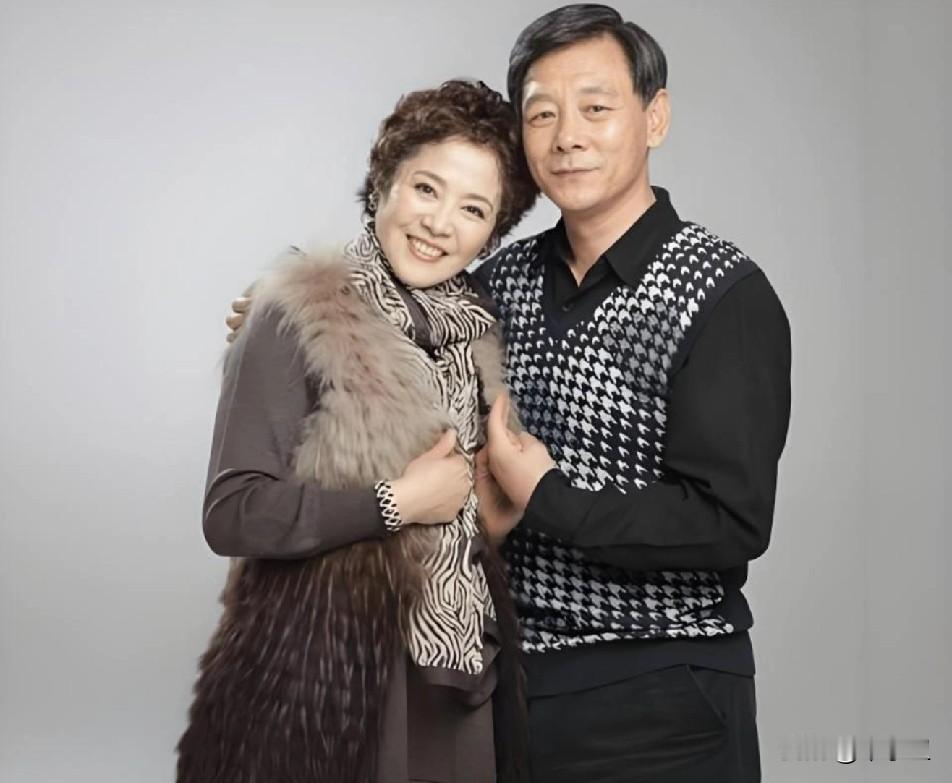 老戏骨李光复如今79岁了，是妥妥的富二代，人家有长安街王府井的360平米的四合院