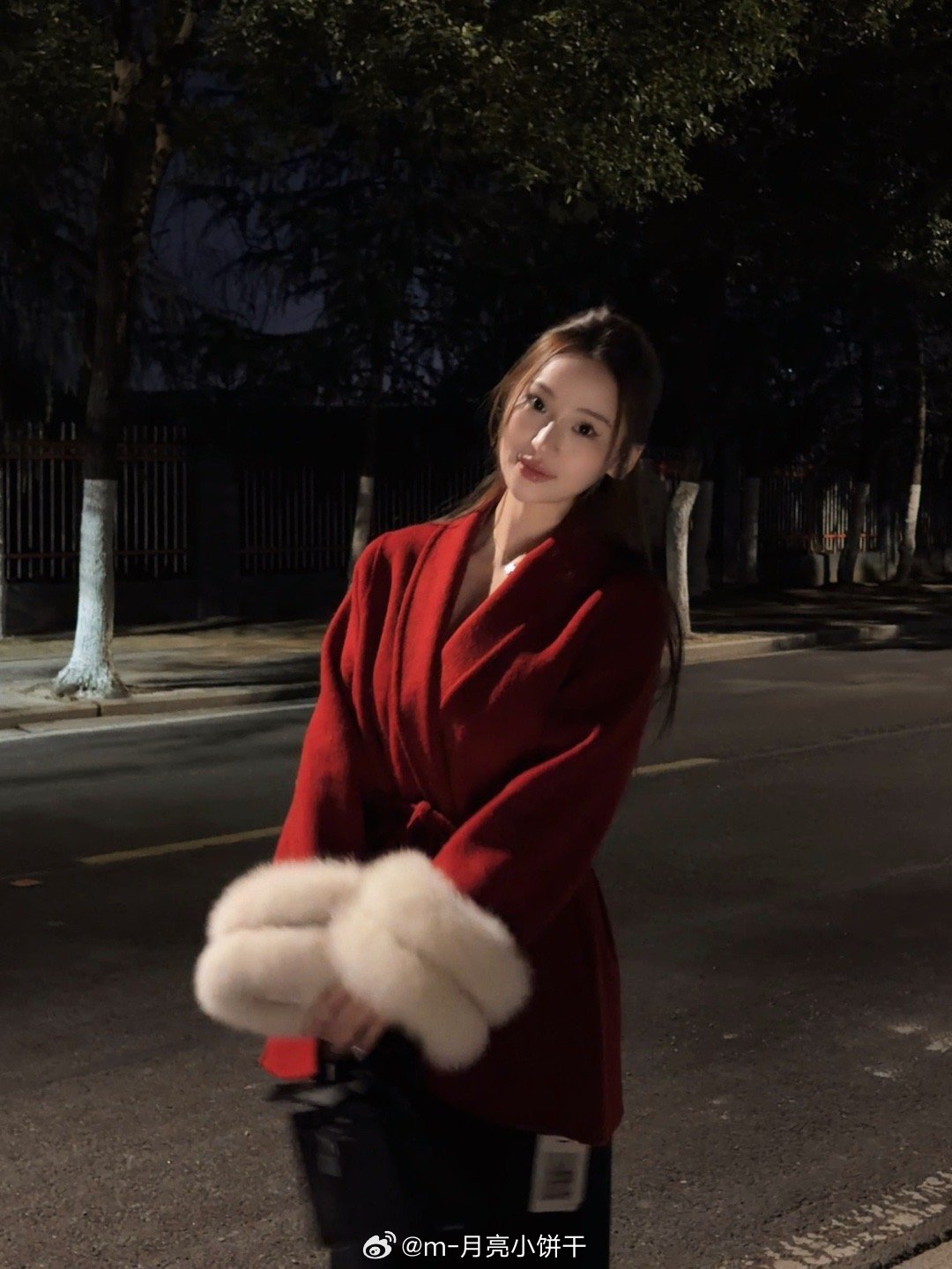 盼自己好 盼自己顺 盼自己多金 盼自己人生道路上越来越稳当 