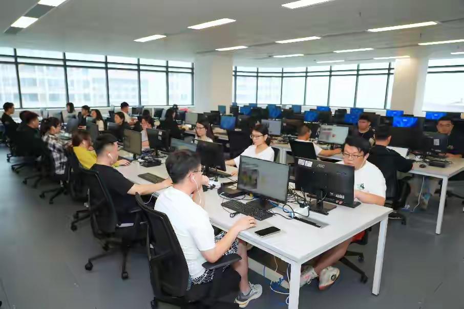 6月15日，拼多多雄安新公司迎来首批150名员工入职，这可是个大新闻！自新公司落