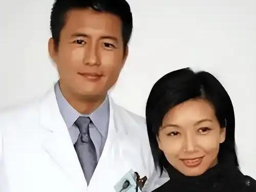 真的太感慨了！
当年高曙光拍完戏回家，平静对江珊说：离婚吧，我和你三观不合。
江