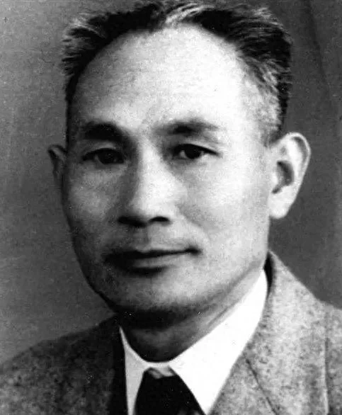 乞丐来到瑞金要见周恩来，红军提前十天长征