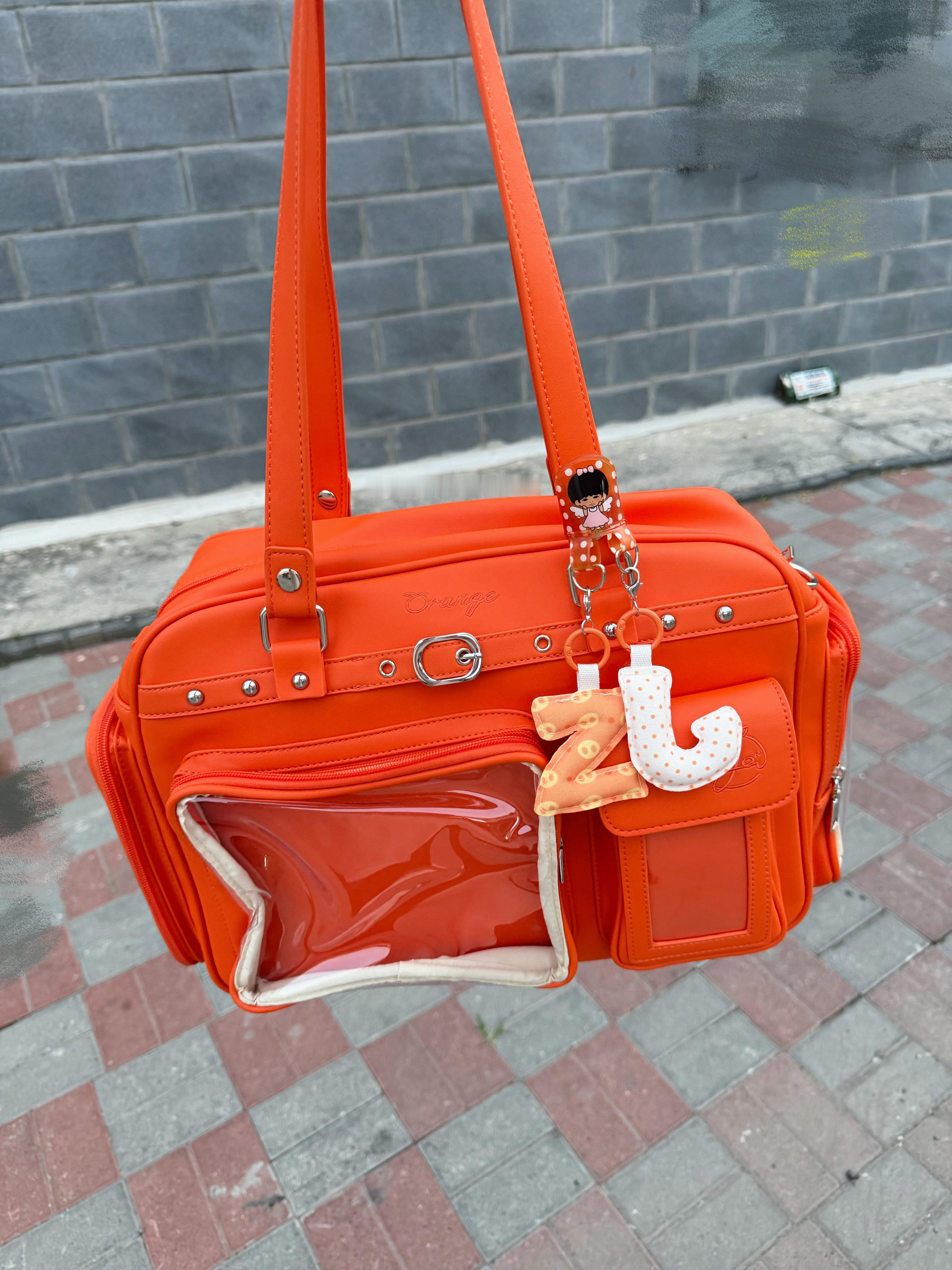 痛包是实物战神【Prada品牌大使张极】prada品牌大使张极