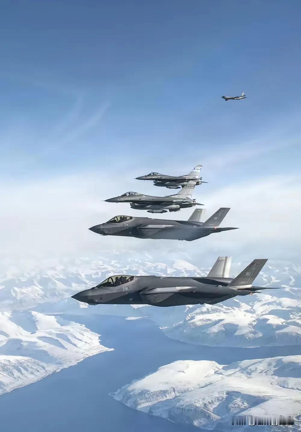 2月18日外媒消息一出，这美国空军的大动作可太显眼了。22架以上加油机、13架运