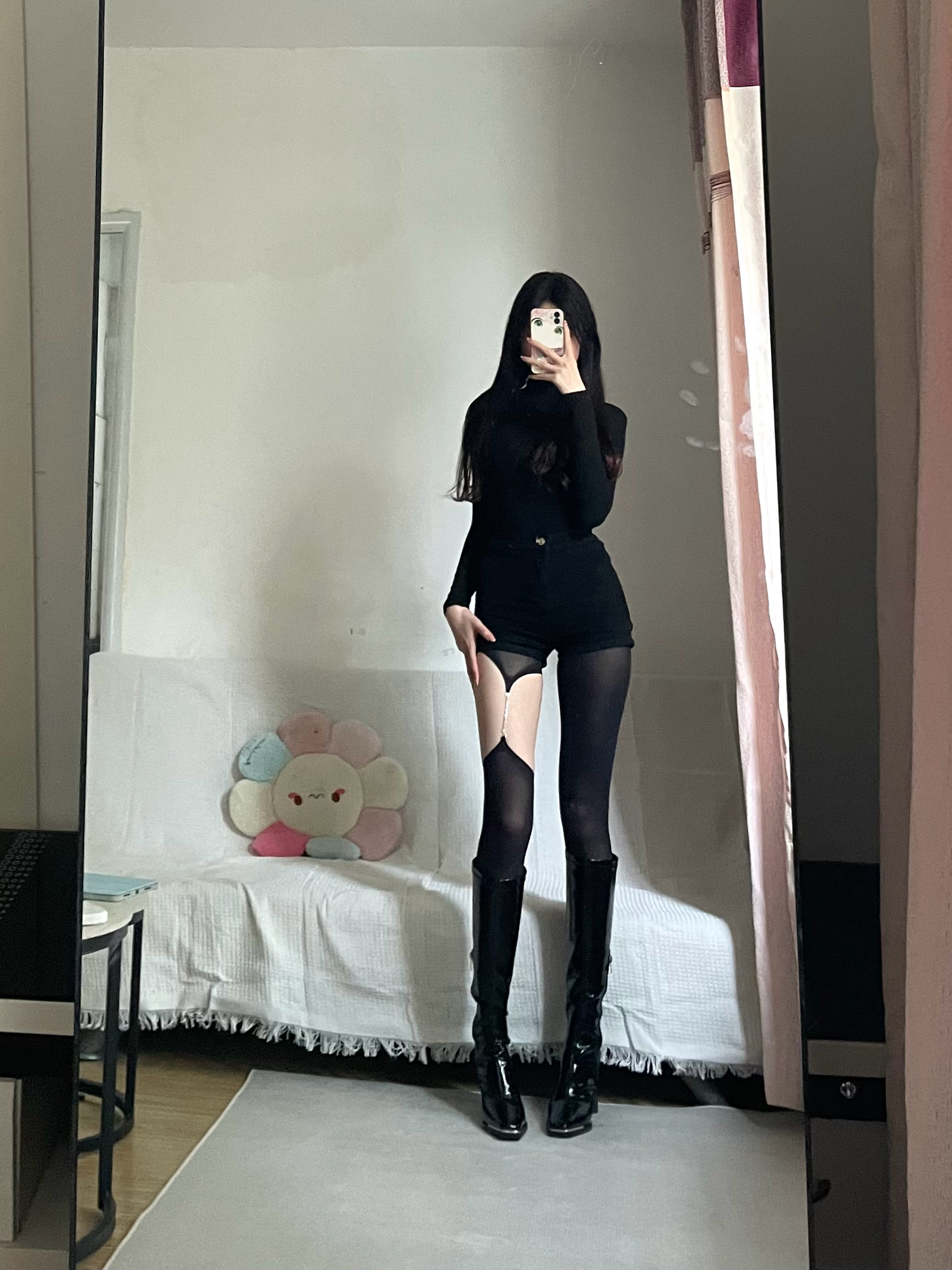 BLACK涞觅润丝 ​​​