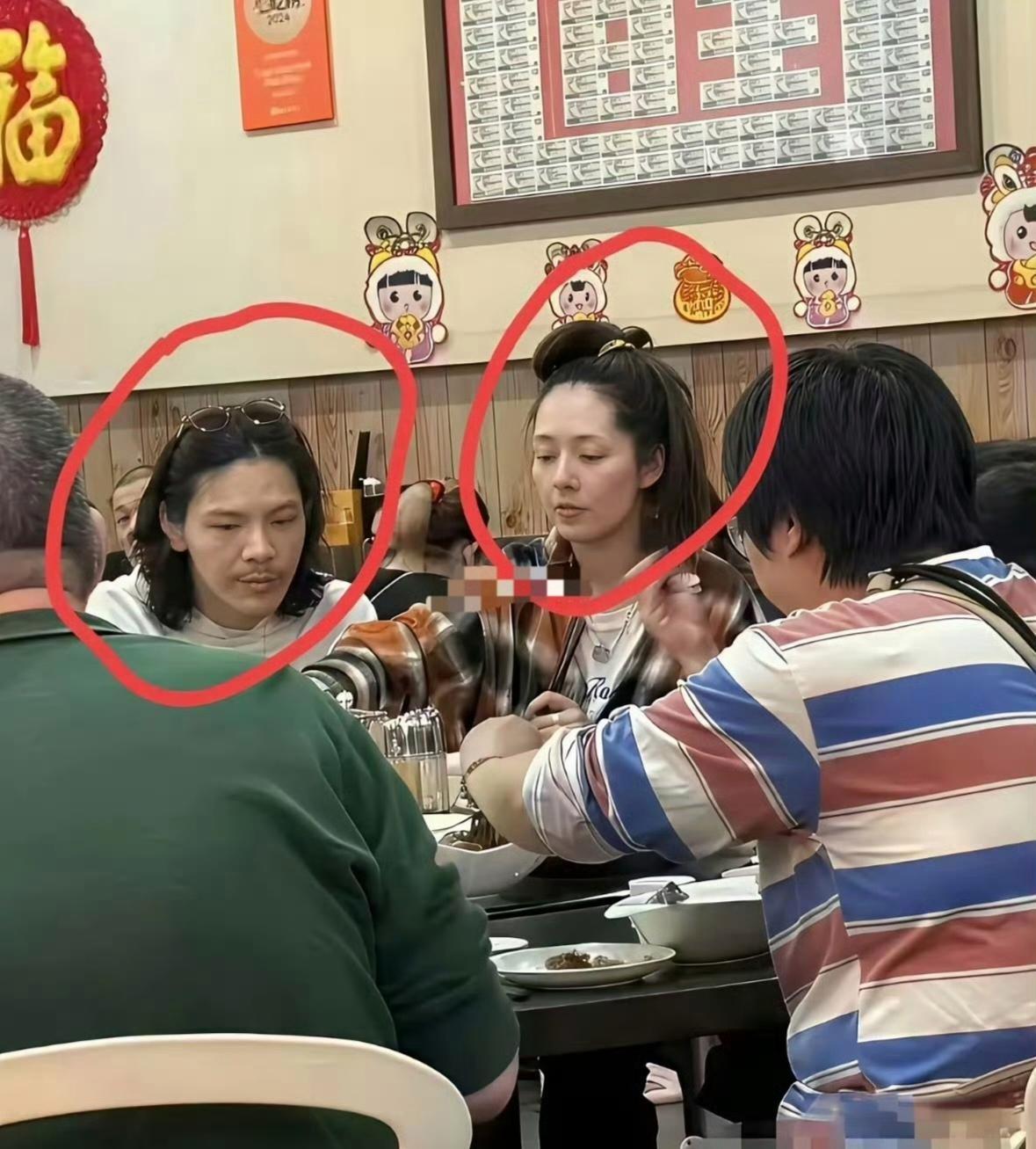 明星素颜  他俩越来越有夫妻相了