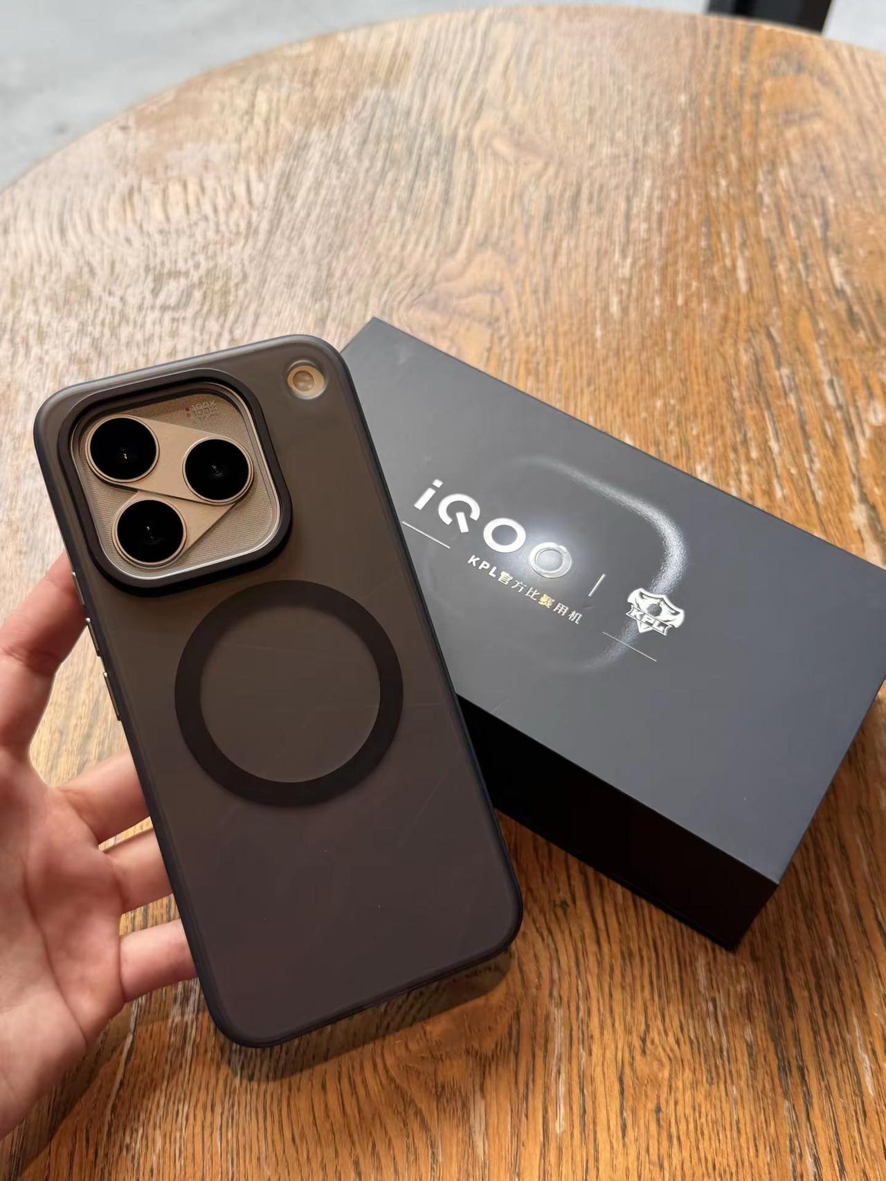 拿下iqoo16，真的太帅了，质感好到爆！！！iqoo iqoo16 数码科技 